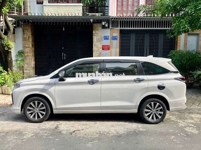 Bán xe Toyota AVANZA số tự động SX 2022 90%new