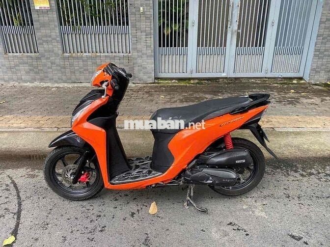 Cầm đồ bán thanh lý : chiếc tay ga Honda Vision 12