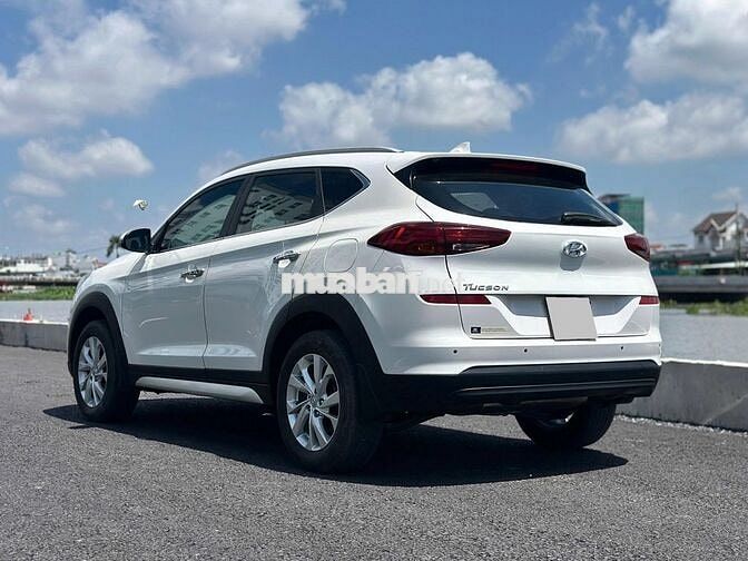 Hyundai Tucson 2020 máy xăng số tự động