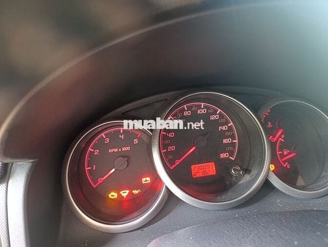 Ford Everest 2013 2.5L 4x2 MT - 230000 km