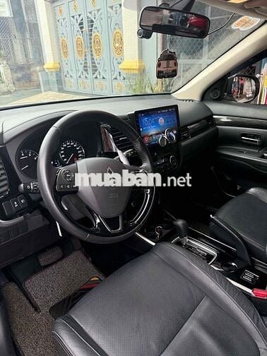 Mitsubishi Outlander 2019 2.0 CVT Premium - 41000