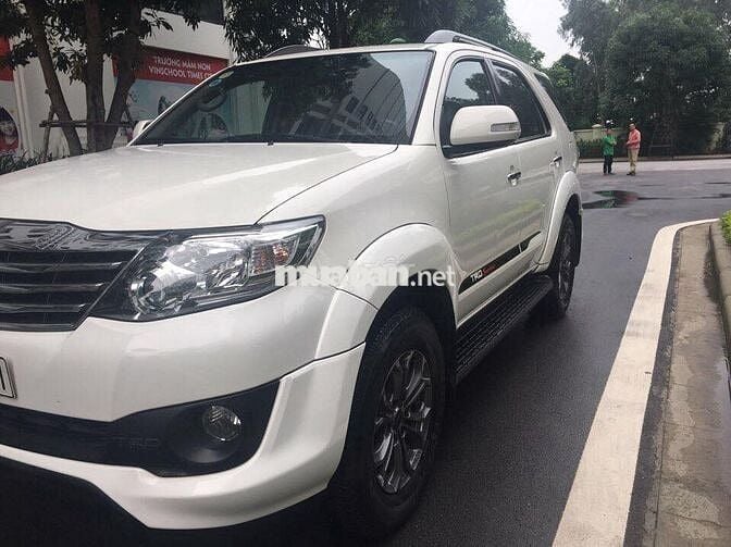 bán Fortuner TRD 2015 Sportivo màu trắng