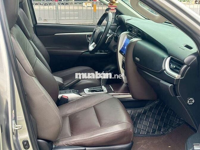 Toyota Fortuner 2.4L 2020 Dầu Số tự động
