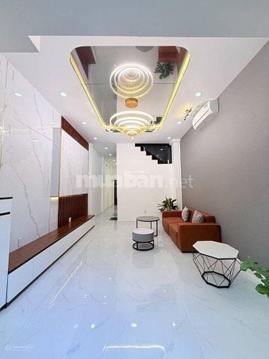 GẤP! Bán gấp nhà Đ Nguyễn Biểu, Phường 1, Quận 5. 40m2, Gần ĐH SG 