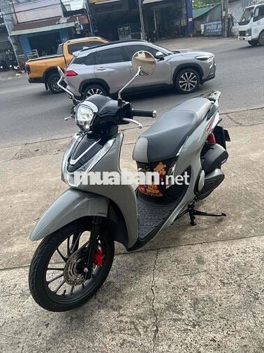 Honda SH Mode 2025 Xám 606 km