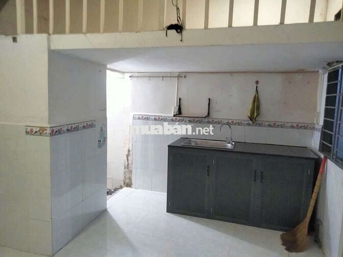 Cho thuê nhà nhỏ Bạch Đằng p24 Bình Thạnh