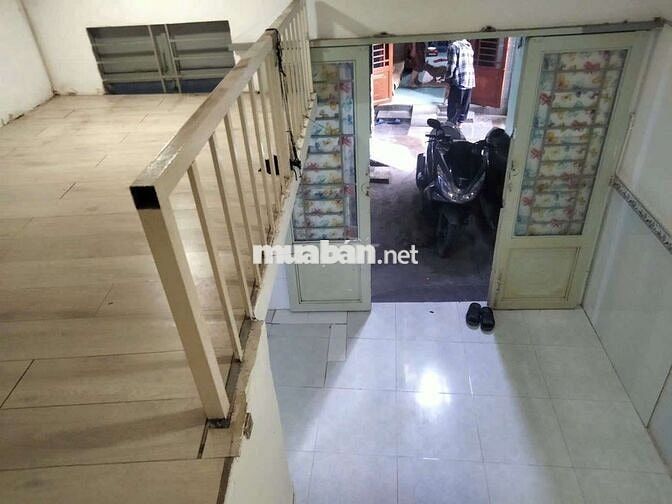 Cho thuê nhà nhỏ Bạch Đằng p24 Bình Thạnh