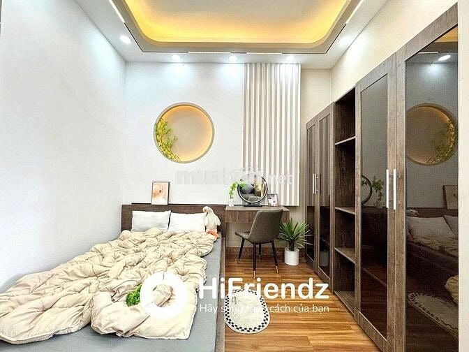 CHDV mới xây full nội thất siêu đẹp nằm ngay mặt đường ô tô cầu chà va