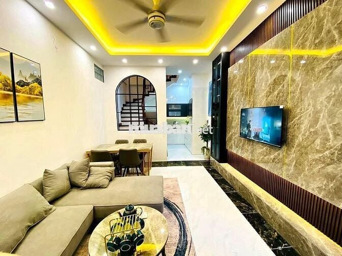 Hiếm! Nhà Đào Tấn - Linh Lang 40m², ngõ nông, thoáng đẹp, chỉ 8.5 tỷ