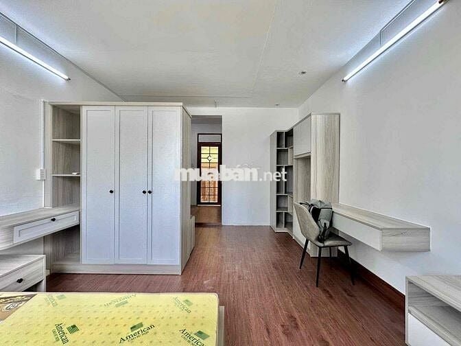 Cho thuê 1PN Tách bếp siêu thoáng Vạn Hạnh Mall ngay Sư Vạn Hạnh Q10