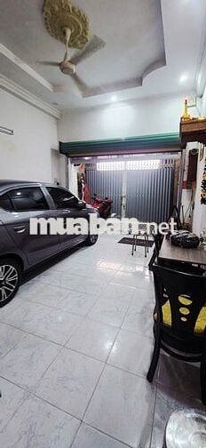 Mặt bằng trong hẻm cách đường Bạch Đằng 25m, thông ra Bùi Đình Túy