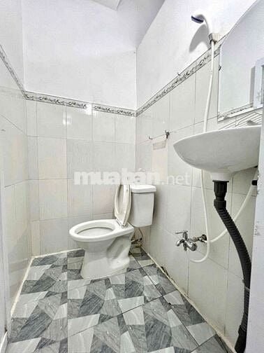 PHÒNG TRỌ CÓ GÁC MÁY LẠNH - NGAY BẮC HẢI