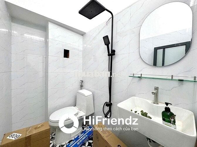 CHDV mới xây full nội thất siêu đẹp nằm ngay mặt đường ô tô cầu chà va