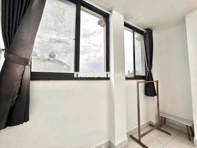 pass phòng Đặng Thuỳ Trâm gần VLU3