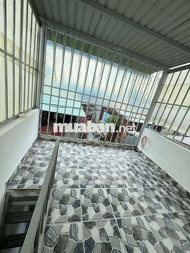 Nhà DT 3,2 x18 đúc lửng hẻm 6m thông 1/ đường Thới tam thôn 16 vào