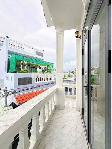 BÁN NHÀ 1 TRỆT, 1 LẦU HẺM 135 ĐƯỜNG ĐỒNG VĂN CỐNG, P. AN THỚI, BT