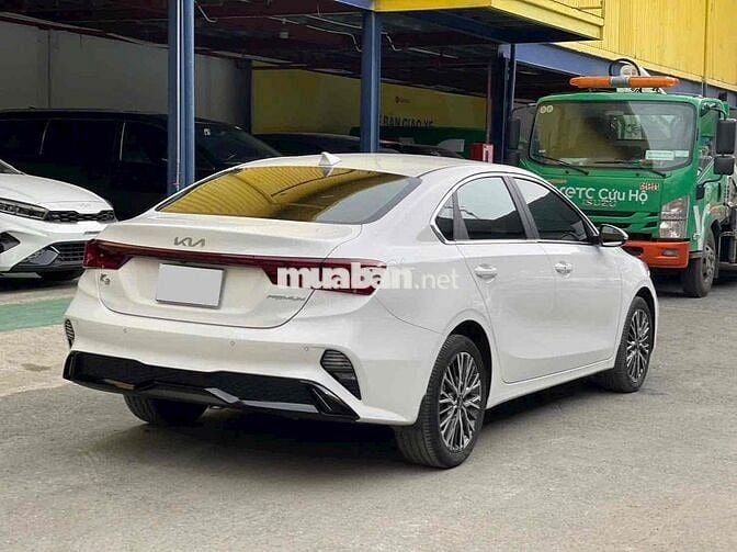 Kia K3 2024 2.0 Premium Trắng 4200 km