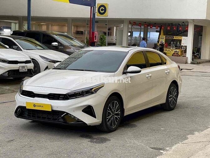 Kia K3 2024 2.0 Premium Trắng 4200 km