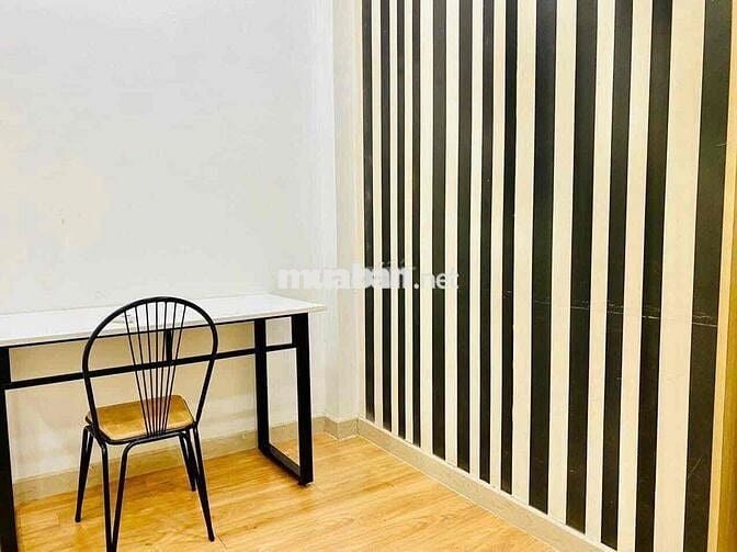 Căn hộ dịch vụ Q10 50m2 có 2 phòng ngủ, đầy đủ đồ ngay Cao Thắng