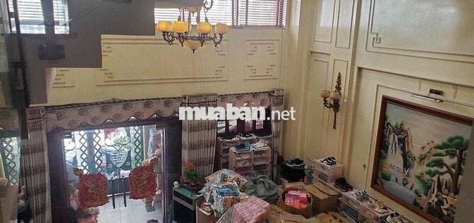 Nhà mặt tiền 4 tầng Hồng Bàng( 6,2m x 14m) q11 vị trí sầm uất