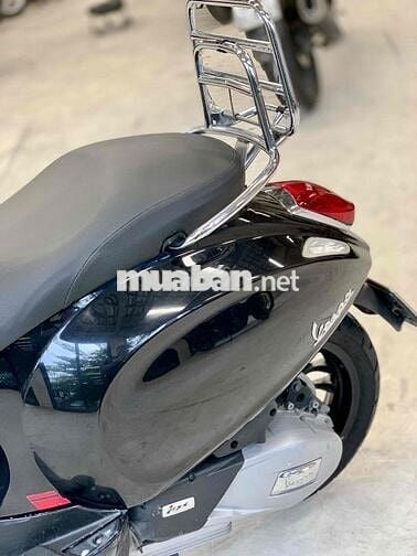 🔥Vespa Sprint 2018 chính chủ đen bóng đủ chìa zin