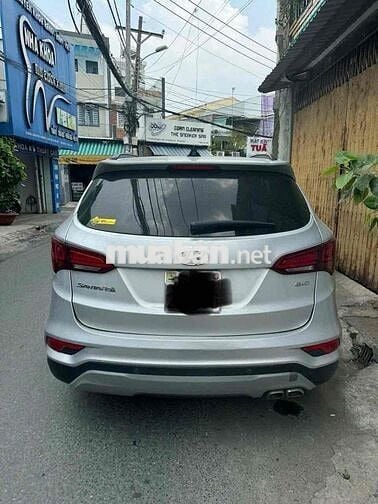 Hyundai SantaFe 2017 Bản xăng full Bạc 50200 km