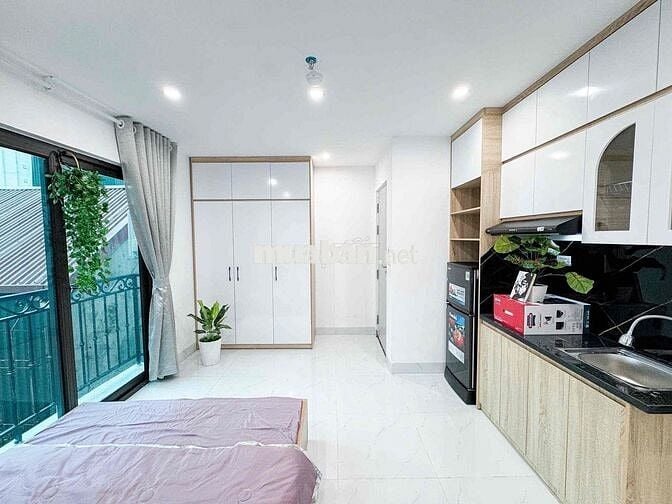 STUDIO BAN CÔNG MỚI TRỐNG - NGAY VĂN LANG CƠ SỞ 3