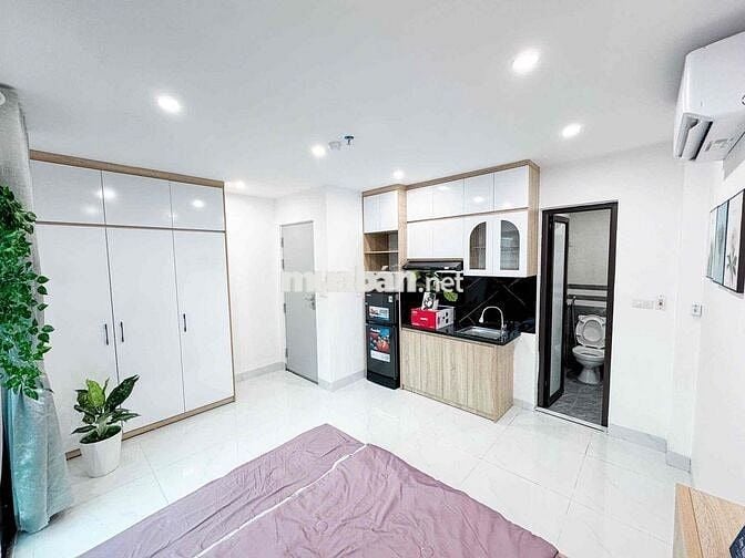 STUDIO BAN CÔNG MỚI TRỐNG - NGAY VĂN LANG CƠ SỞ 3