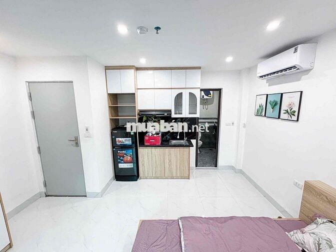 STUDIO BAN CÔNG MỚI TRỐNG - NGAY VĂN LANG CƠ SỞ 3