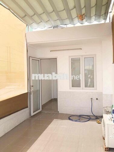 🔥 Nhà Nguyên Căn Đoàn Văn Bơ – 12.5 Triệu, 1 Trệt 2 Lầu Sân Thượng!