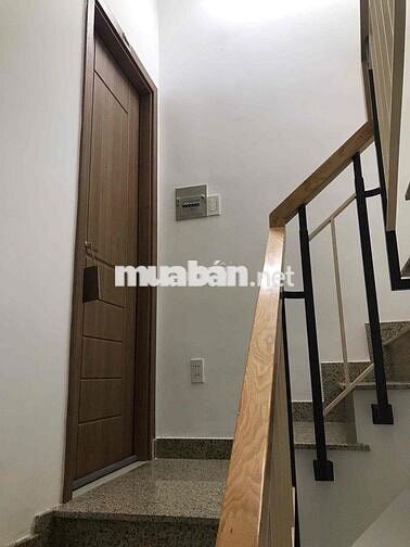 🔥 Nhà Nguyên Căn Đoàn Văn Bơ – 12.5 Triệu, 1 Trệt 2 Lầu Sân Thượng!