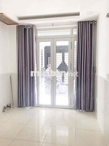 🔥 Nhà Nguyên Căn Đoàn Văn Bơ – 12.5 Triệu, 1 Trệt 2 Lầu Sân Thượng!