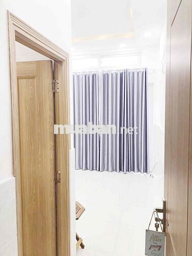 🔥 Nhà Nguyên Căn Đoàn Văn Bơ – 12.5 Triệu, 1 Trệt 2 Lầu Sân Thượng!