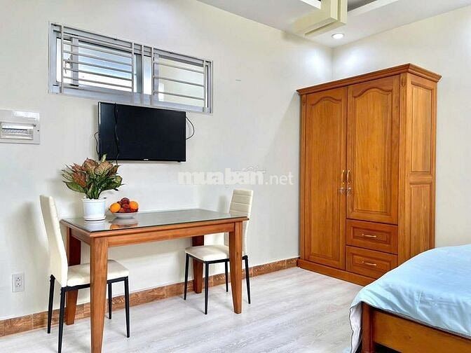 CĂN HỘ 1PN CỬA SỔ - FULL NT - TÁCH BẾP - GẦN UEF, QUẬN 1