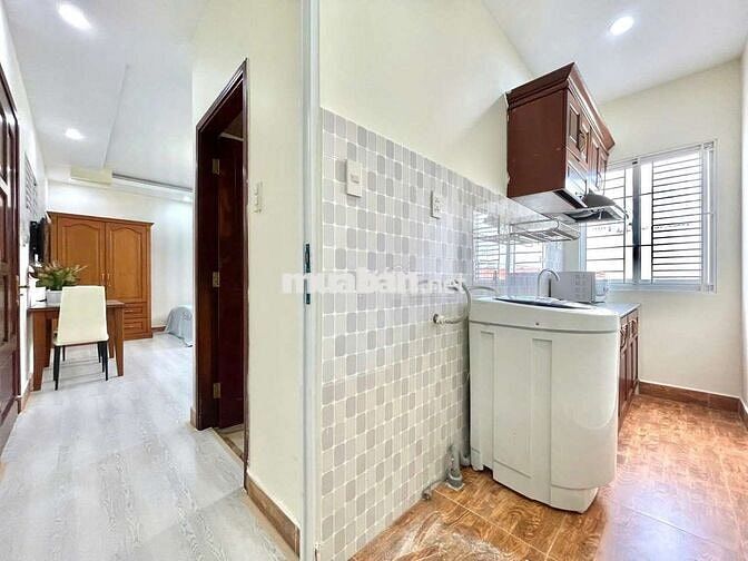 CĂN HỘ 1PN CỬA SỔ - FULL NT - TÁCH BẾP - GẦN UEF, QUẬN 1