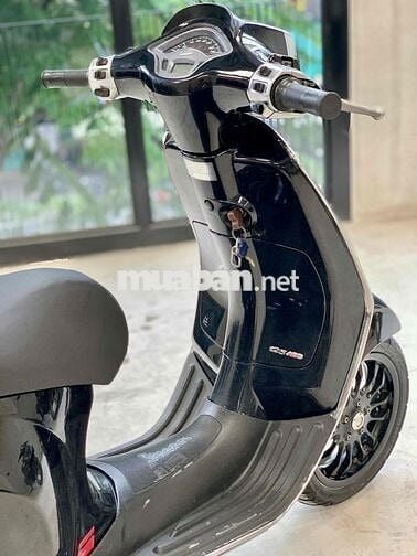 🔥Vespa Sprint 2018 chính chủ đen bóng đủ chìa zin