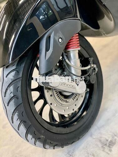 🔥Vespa Sprint 2018 chính chủ đen bóng đủ chìa zin
