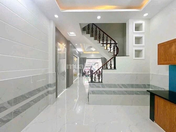 BÁN NHÀ MẶT TIỀN 5X22 ĐƯỜNG HƯNG NHƠN, NGAY CHỢ BỜ NGỰA, GIÁ 760TR