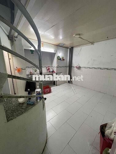 Bán nhà Vườn Chuối sát mặt tiền ,DTSD 80m ,3 tầng chỉ nhỉnh 6tỷ