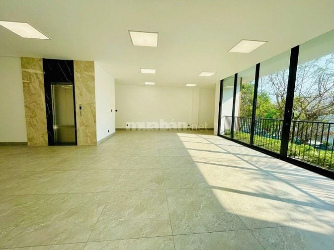 Bán Tòa Nhà Nguyễn Văn Cừ - 9 Tầng 150m²– Kinh Doanh – Nhỉnh 35 Tỷ