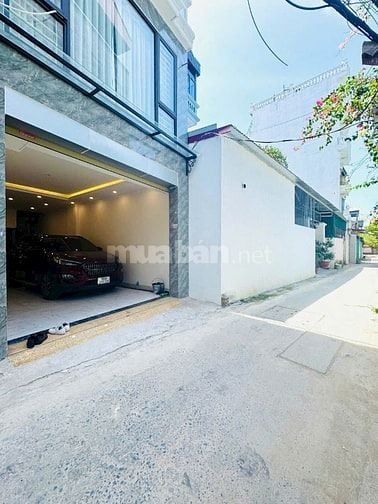 BÁN NHÀ MẶT NGÕ THÔNG Ô TÔ Ở THẠCH BÀN - 45M -6 TẦNG THANG MÁY - FULL 