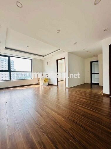 CHÍNH CHỦ CẦN CHO THUÊ TOÀ CT2- X2- ĐẠI KIM- TẦNG 10- CÓ HẦM ĐỂ XE OTO