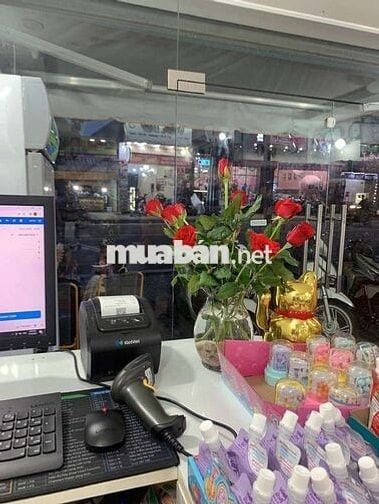 Sang mặt bằng và mô hình kinh doanh văn phòng phẩm