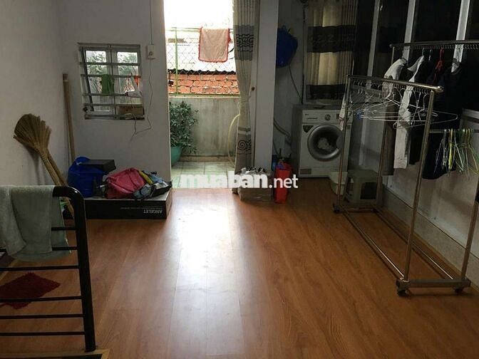 Bán nhà hẻm cách 1 căn ra mặt tiền đường Đông Hồ P4 Q8