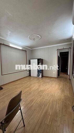 Phòng 38m2 gần khu Bách Kinh Xây