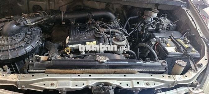 Toyota Innova 2011 G Bạc