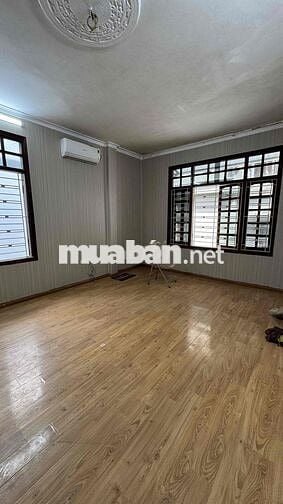 Phòng 38m2 gần khu Bách Kinh Xây