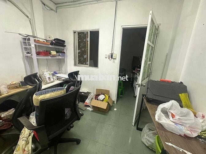 Cho thuê phòng có máy lạnh, có nấu ăn