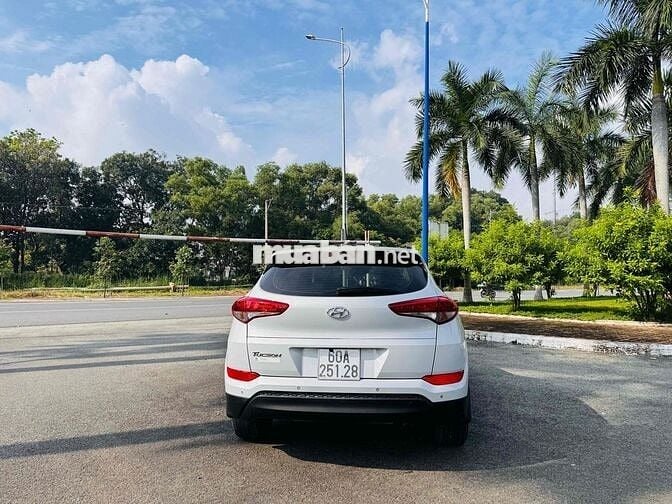 Hyundai Tucson 2015 2.0 AT bản Full nhập cực ngon