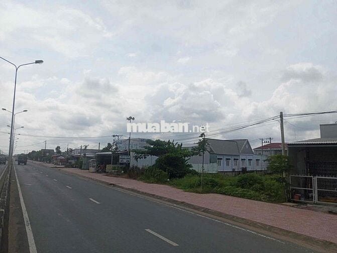 CẦN BÁN GẤP ĐẤT GẦN MẶT TIỀN TL830- SỔ RIÊNG